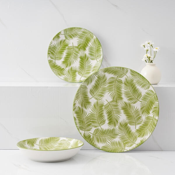 Microwave and dishwasher safe stoneware plates for convenient use