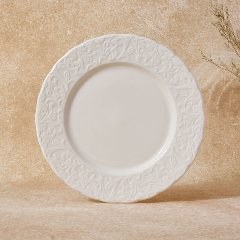 Modern Eco-Friendly Customized White Porcelain Tableware Classic Embossed Ceramic Coffee Cup Dinnerware Sets for Home Hotel factory