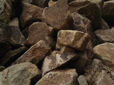 Can nature stone be used outdoors