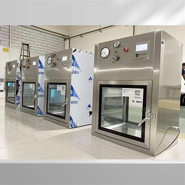 Optimizuokite produktyvumą ir tvarkingą erdvę švarios patalpos sklandžiam darbo eigai.