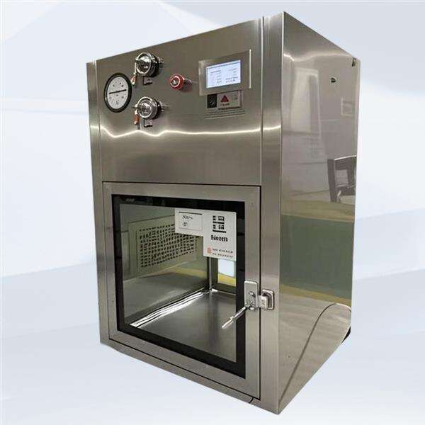 Experimente una transferencia fluida de materiales en su laboratorio con nuestros sistemas confiables de pasamuros.