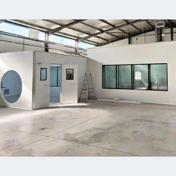 Conceptions innovantes de salles propres pour la recherche biomédicale