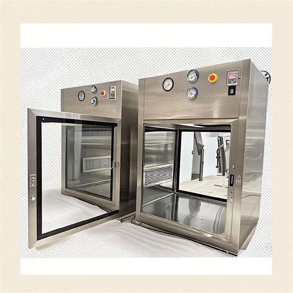 Fournisseur de confiance d'équipements de salle blanche pour les industries leaders