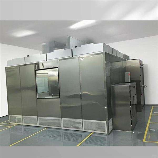 Restez en avance sur les normes industrielles grâce à notre technologie de pointe en matière de salles à pression négative