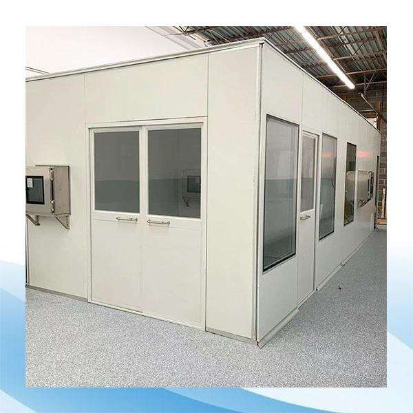 Improve workplace efficiency and minimize risks with our clean room solutions