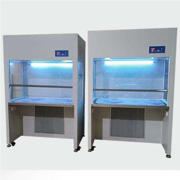 Améliorez la productivité du laboratoire grâce à une technologie fiable de flux d'air laminaire