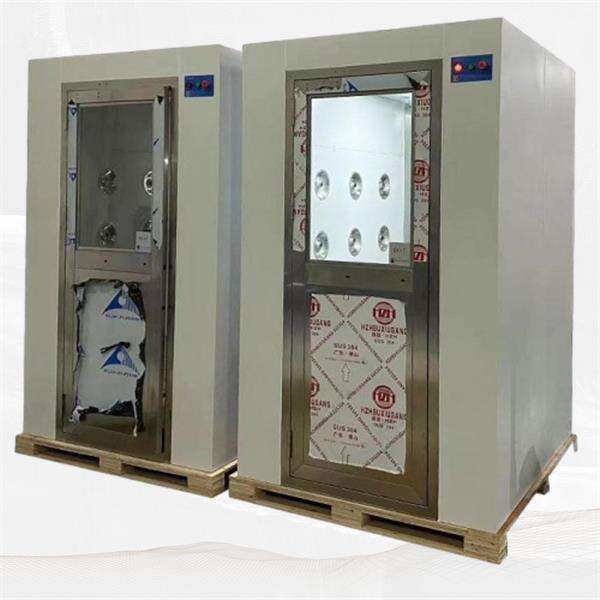 Augmentez la productivité grâce à des sas à air industriels de pointe