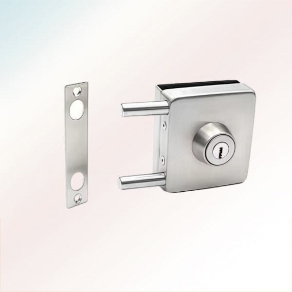 Установка засова для двери