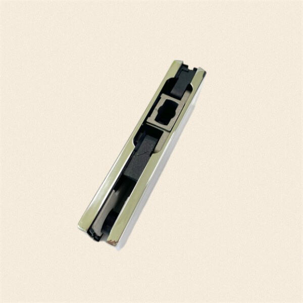 Настройка вариантов кронштейнов для поддержки стеклянных полок