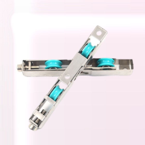 Snadné montážní a údržbové práce bezpečnostních katrolů na dveře