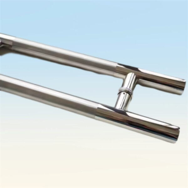 Resistant to rust and corrosion for long-lasting beauty