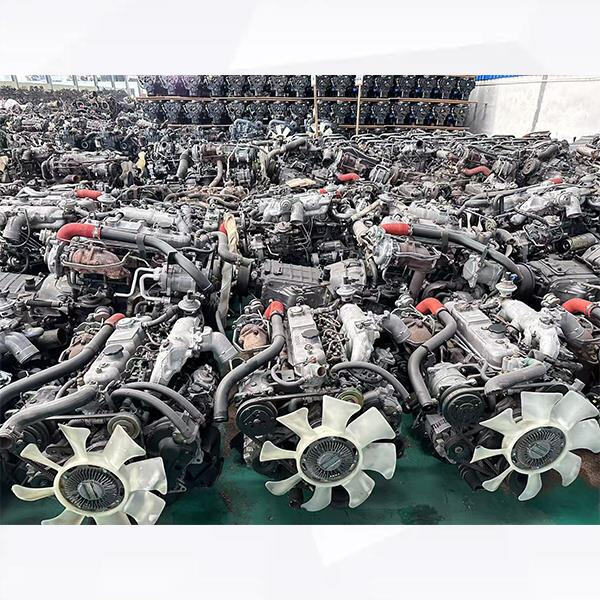 How a 4 stroke diesel engine differs from a 2 stroke engine