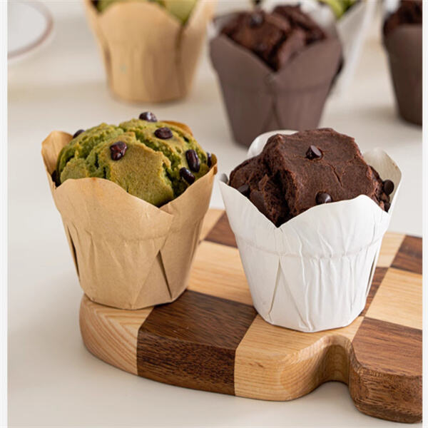 Elevate your baking with mini cupcake liners