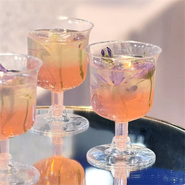 Outdoor Entertaining Made Easy with Shatterproof Plastic Wine Goblets