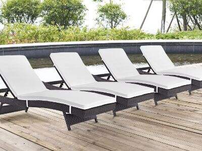 The Best Ways to Relax on a Sunbed Lounge in Your Garden