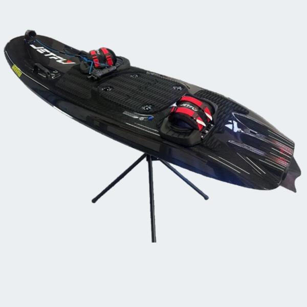 Maîtrisez les vagues avec un contrôle précis sur une planche à moteur à jet d'eau