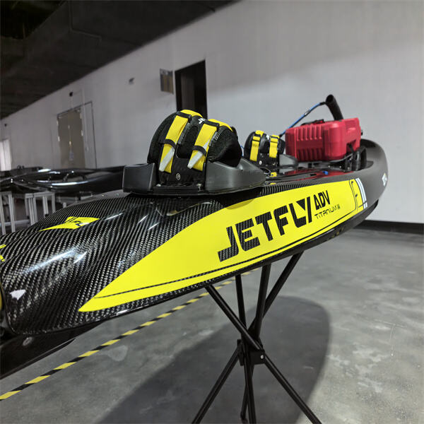 Frissons et chutes sur les planches motorisées