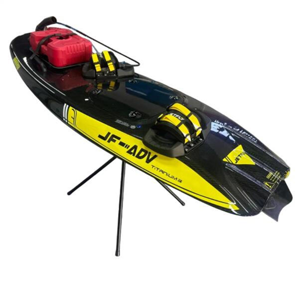 フォイリングの技を極め、モーターフォイルサーフボードで水を精密に切り裂きましょう。