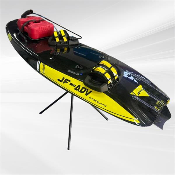 モーターフォイルサーフボードで海洋を探検する自由を発見しよう