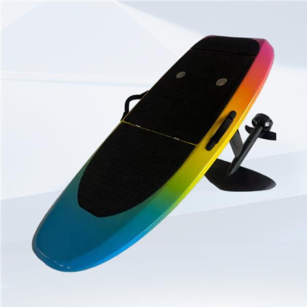 Bli en del av den framtida revolutionen inom surfering med en eldriven foil board.