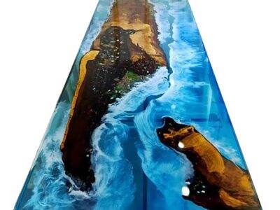 Epoxy Wood Tables: Blending Natural Grain with Modern Resin Art