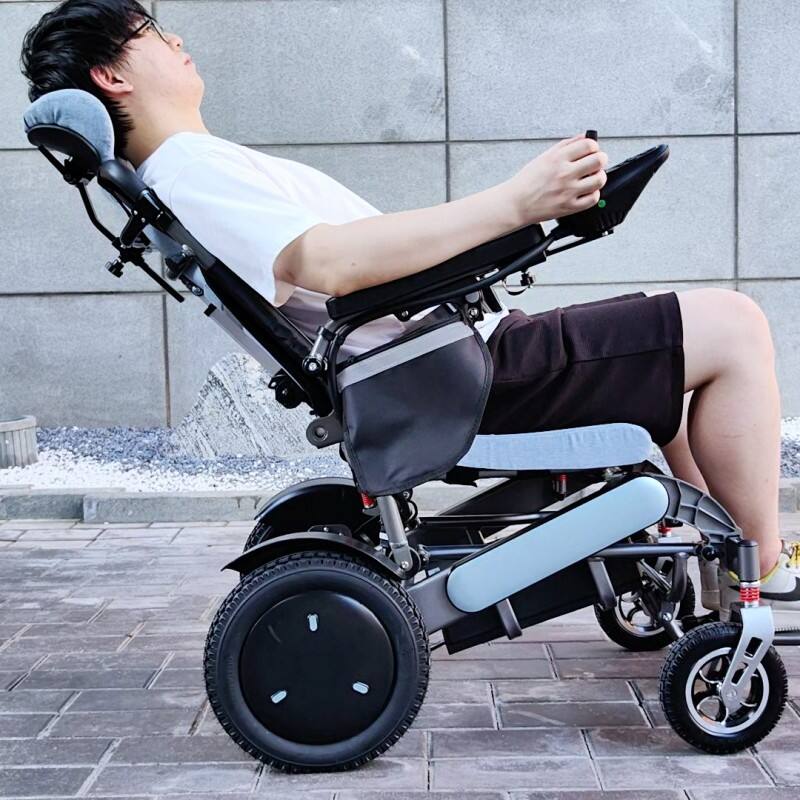What Common Issues Do Users Face with Power Tilt and Recline Wheelchairs?