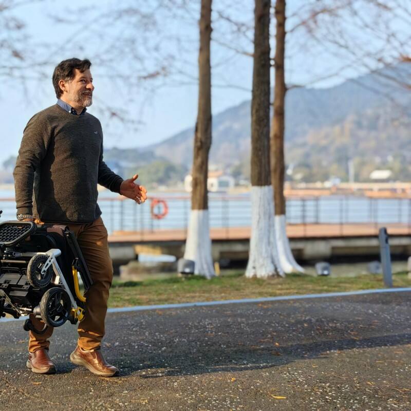 Where to Source Affordable Mobile Wheelchairs for Resale