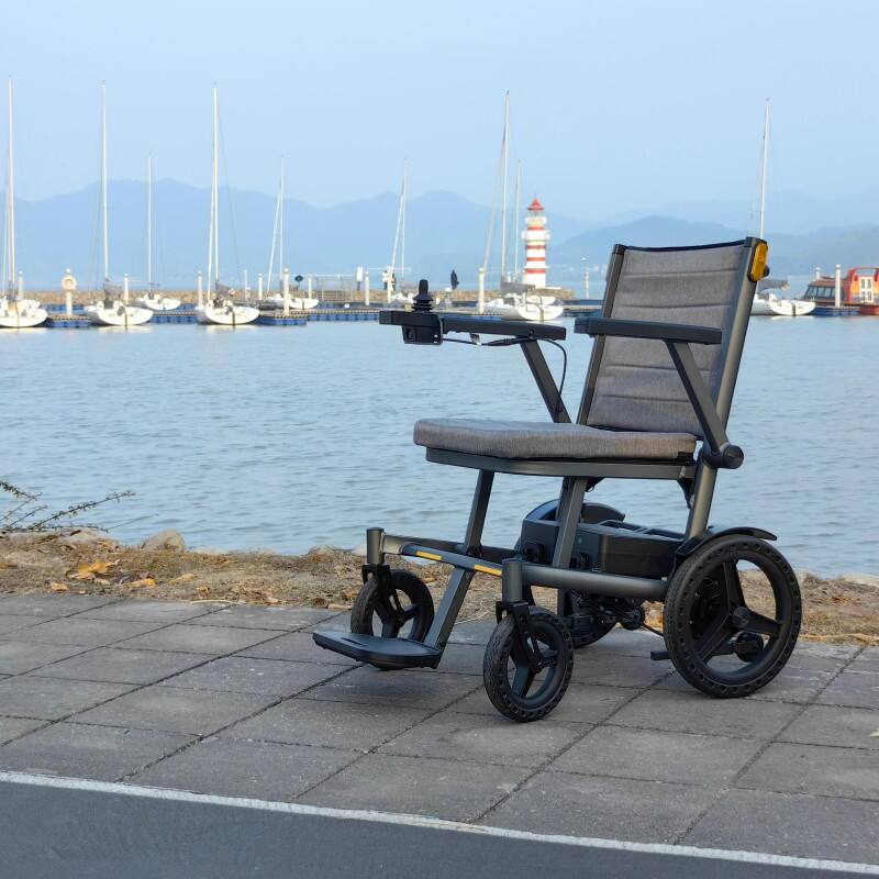 How to Choose the Right Light Weight Power Chair for Your Needs?