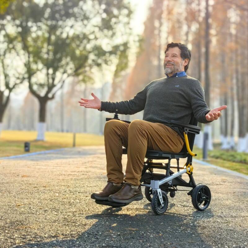What Are the Key Features of High-Quality Electric Wheelchairs?