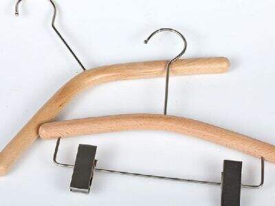 Acrylic Shirt Hanger Transparency: Pros & Cons for Wardrobe Visibility