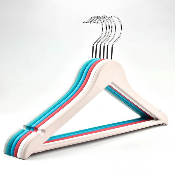 Organize Your Closet with Bulk Hangers