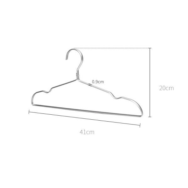 Upgrade Your Closet with Aluminum Hangers