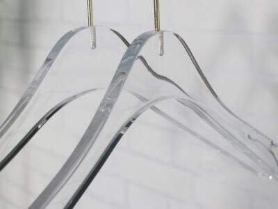 Wooden Coat Hangers for Luxury Closets: Premium Organization Tips