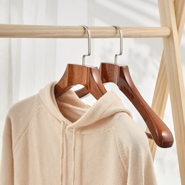 Upgrade Your Closet with Stylish Men's Suit Hangers