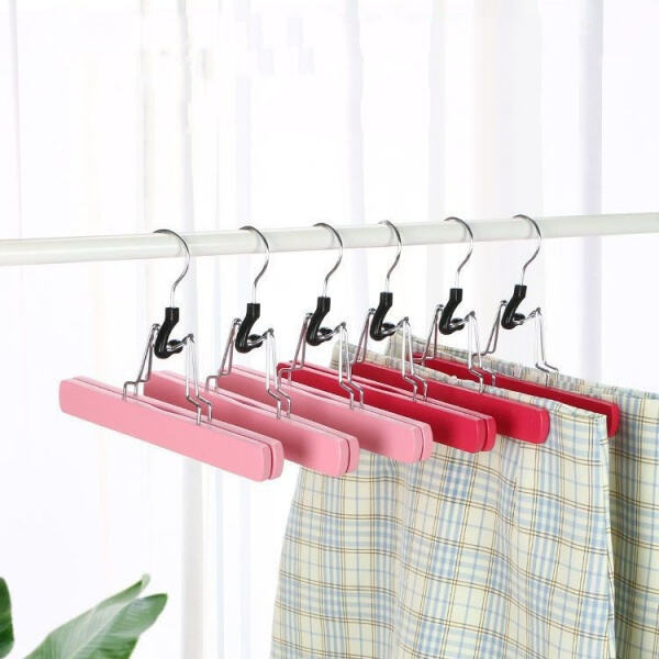 Maximize your wardrobe space with specialized skirt hangers