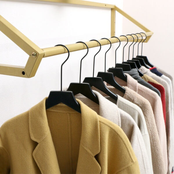 Улучшите свой гардероб с вешалками Suit
