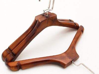 Wedding Hangers for Planners: Bulk Ordering Tips for Bridal Clients