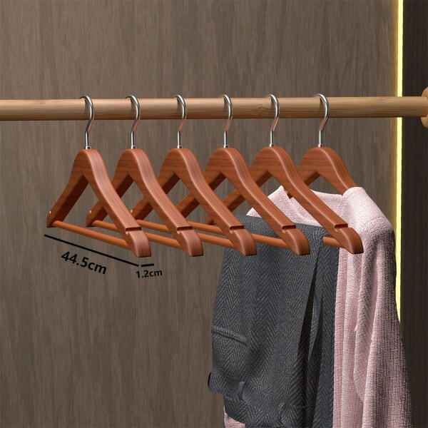 Sage Auf Wiedersehen zu gestreckten Schultern mit stabilen Pulloverbügeln