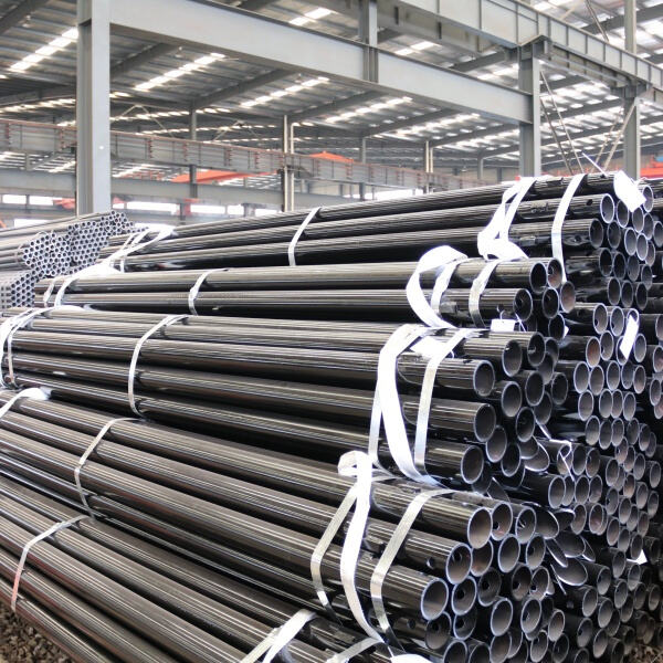 Comparing seamless tube pipe to other types of piping materials