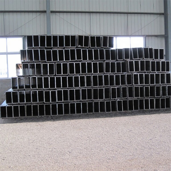 Understanding the Structural Advantages of Rectangular Hollow Section Pipes