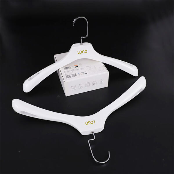 احتفظ بملابس الصوف الخاصة بك تبدو جديدة مع ملصق الملابس المثالي