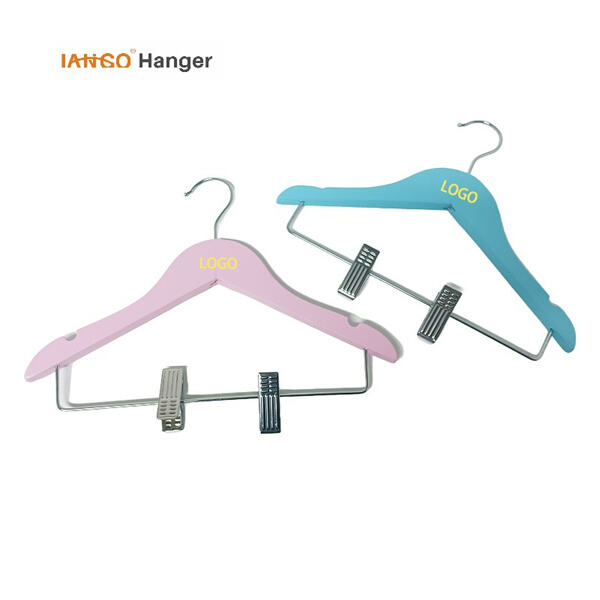 Cute Hangers Make a Fashion Statemen
