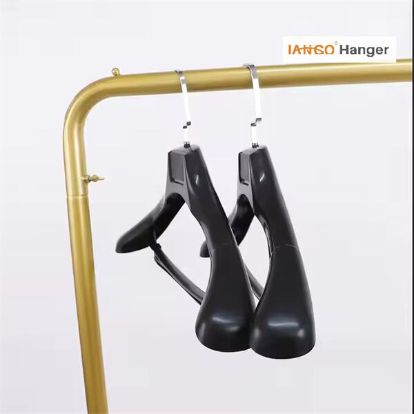 Ucapkan selamat tinggal pada gantungan yang rapuh dengan pilihan plastik hitam yang tahan lama.