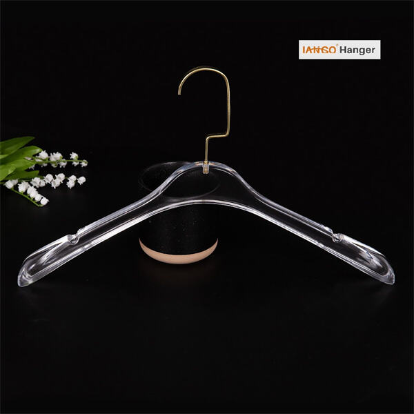 Dites adieu aux marques désagréables sur les épaules et aux plis grâce à des cintres en acrylique lisses et anti-dérapants.