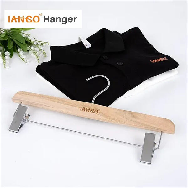 المرافق المثالي للسفر - تعليقة ملابس