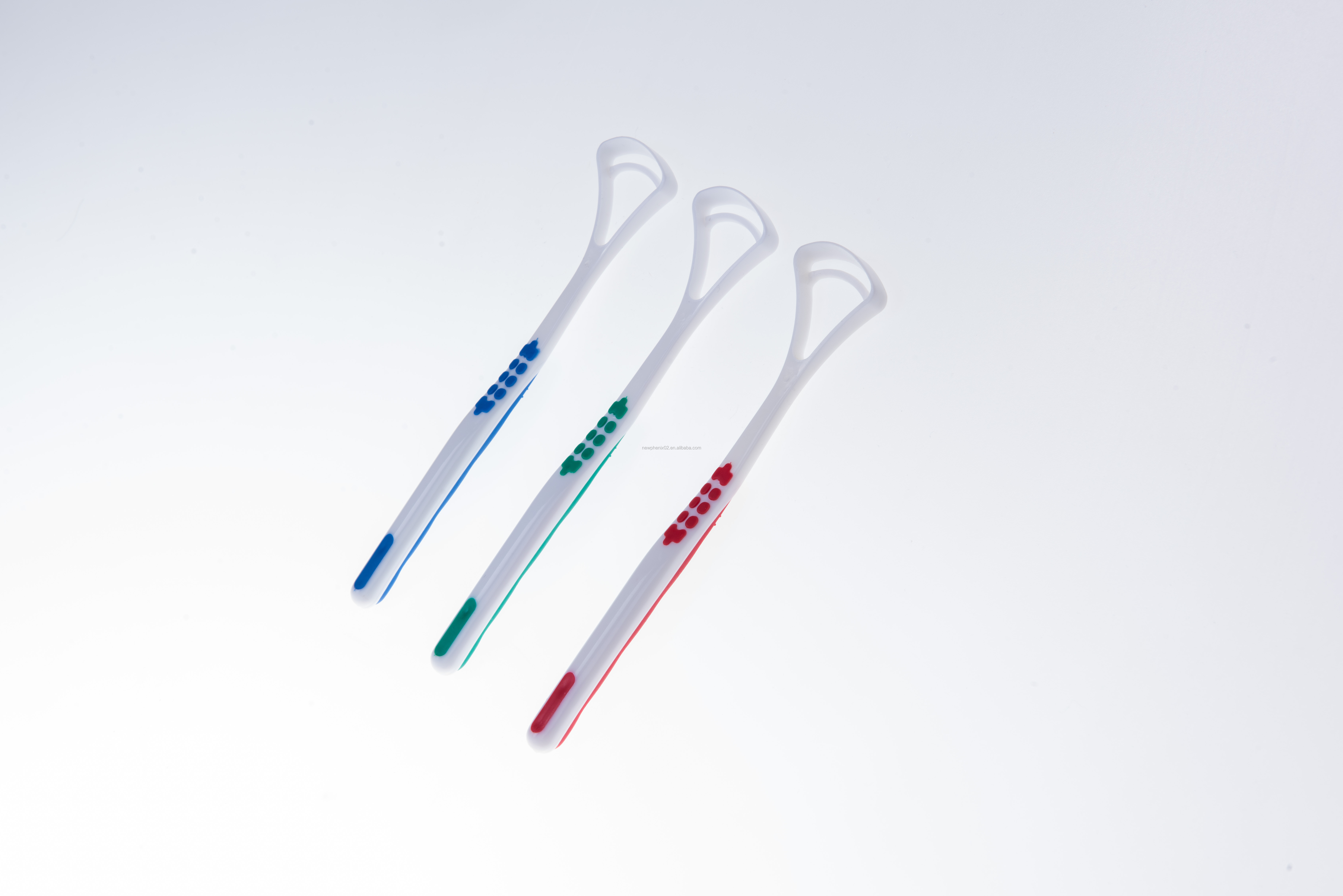 CE Approved Remove Bad Things Oral Care Product Tongue Cleaner Tongue Scraper Tongue Brush supplier