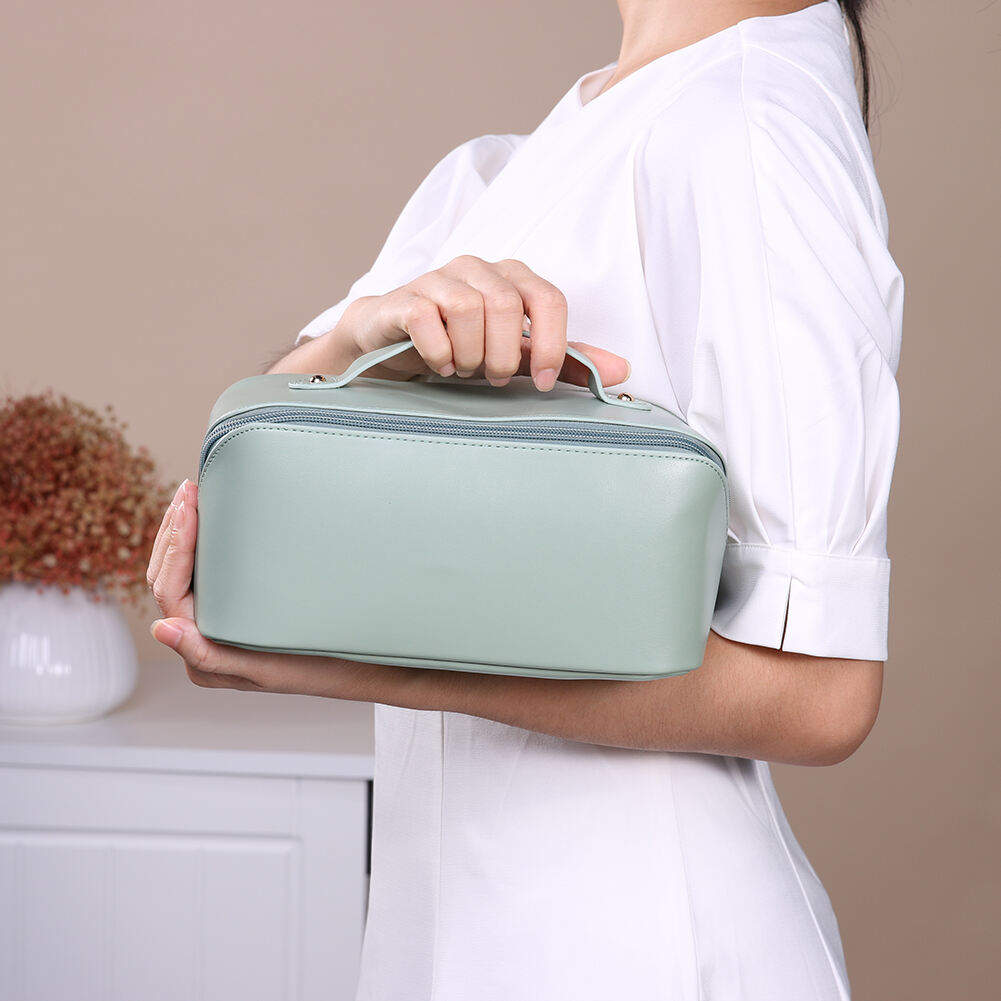 Travel Makeup Bag Large Capacity Women PU Cosmetic Organizer Waterproof Portable Open Flat Toiletry Bag manufacture