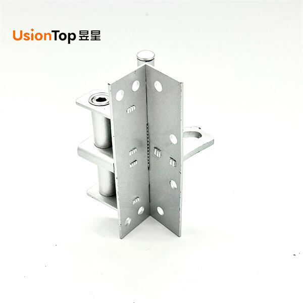 Experience the Difference of Soft Close Hinges in Your Kitchen Cabinet Design