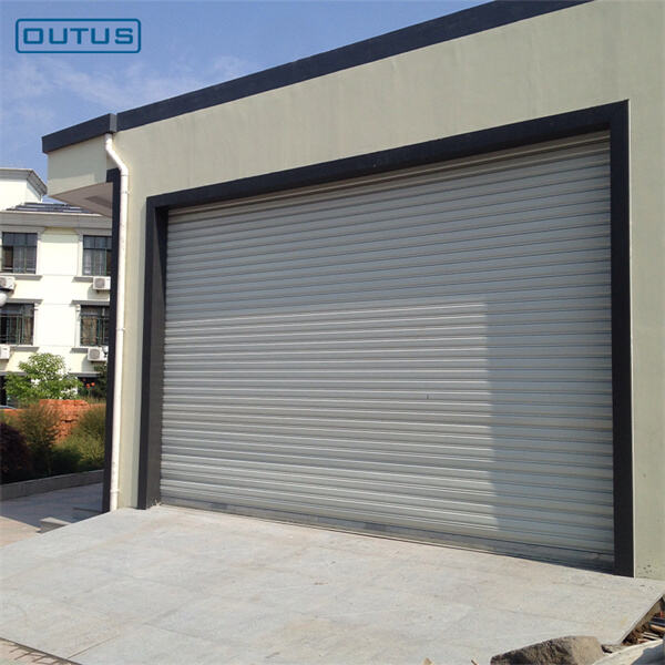 Durable and long-lasting automatic roll up garage doors for warehouses and storage facilities