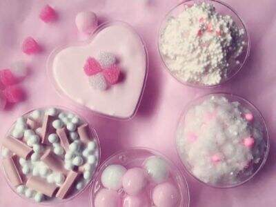 Air-Drying Modeling Clay for Classroom Crafts